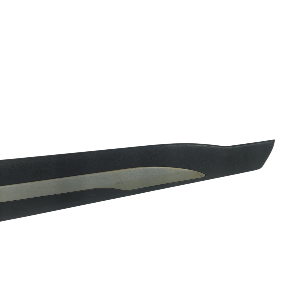 Moldura Porta Dianteira Esquerda Kicks 2022 808715ra1a Preto 2
