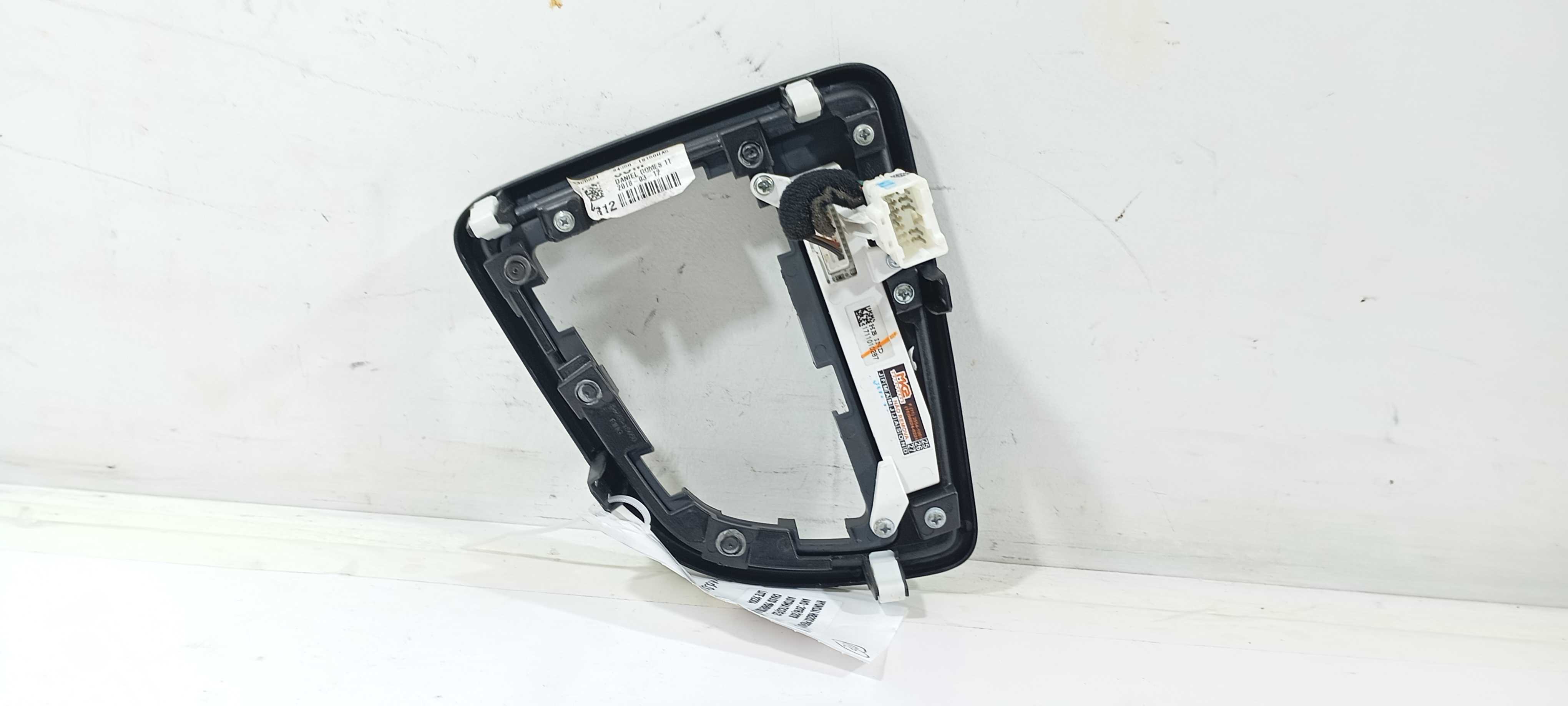 Moldura Alavanca Câmbio  Hb20x Premium 1.6 2018 846531s050 Preto 2