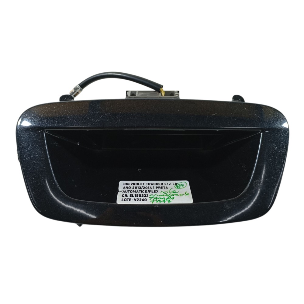 Maçaneta porta malas Chevrolet tracker ltz 2014