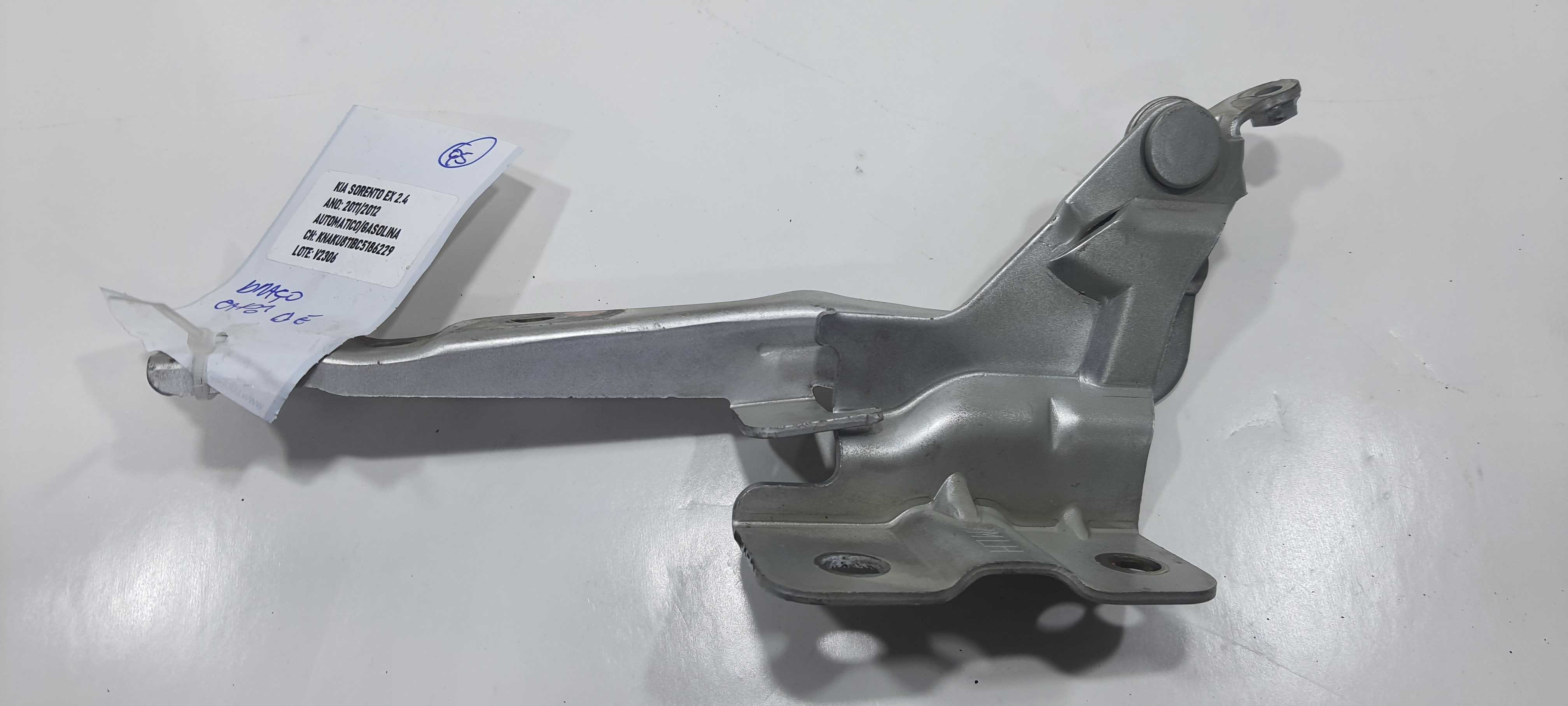 Braço Capo Esquerdo Kia Sorento 2.4 2012 664002p500 3