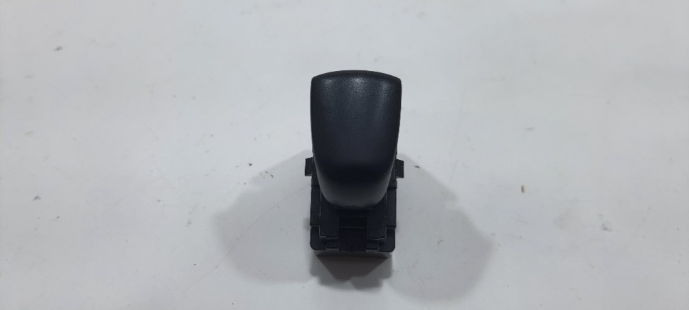 Botão Vidro Dianteiro Direito Nissan Kicks 2019 254115ra0a 5