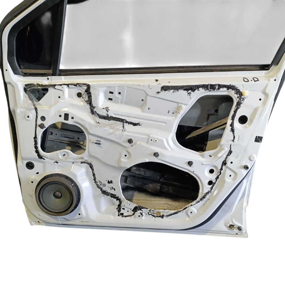 Porta dianteira dir Suzuki scross 2016 até 20216800161M00 6