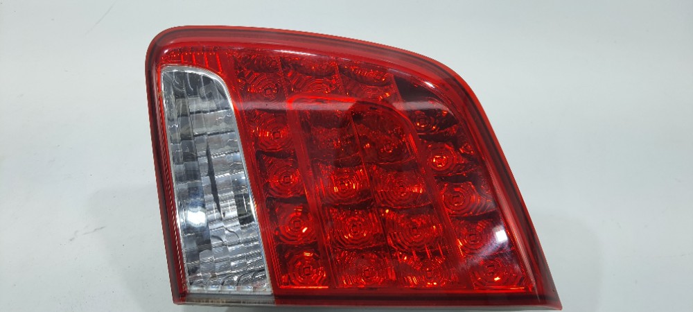 Lanterna Tampa Traseira Direita Kia Sorento 2012 924062p1 Direito/passageiro Vermelho 4