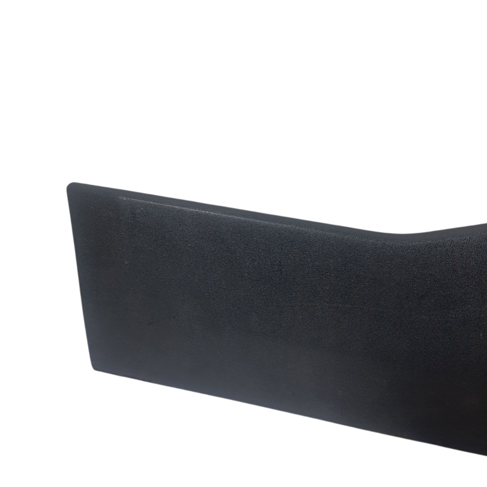 Moldura Porta Traseira Direita Nissa Kicks 2022 828705ra1a Preto 2
