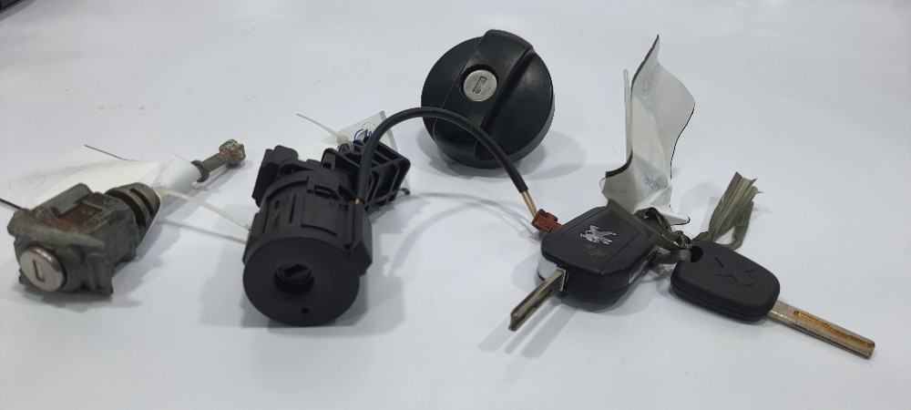 Kit Code Peugeot 208 1.2 2018 9815108180 4