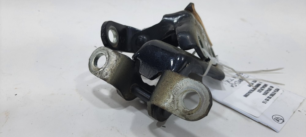 Dobradiça Porta Traseira Esquerda Toyota Etios Sedan 2014 1