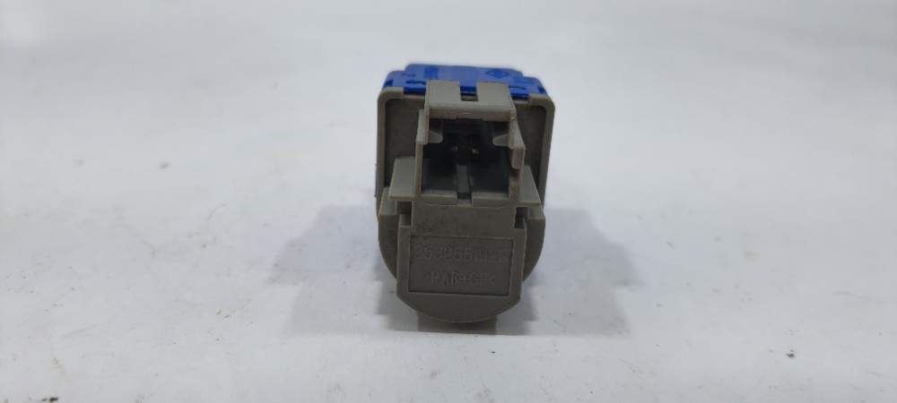 Interruptor Pedal Embreagem Renault Logan 2020 253255192r Azul 1