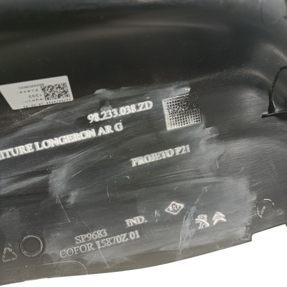 Acabamento interno TE Peugeot 208 ano 2024 98233038ZD 5