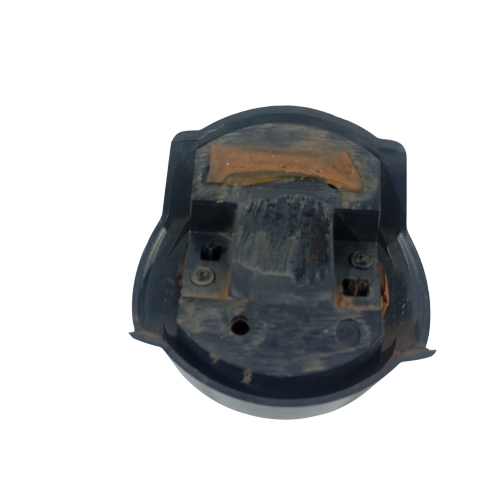 Emblema Tampa Traseira Nissan Kicks 2022 908885r00a Preto 4