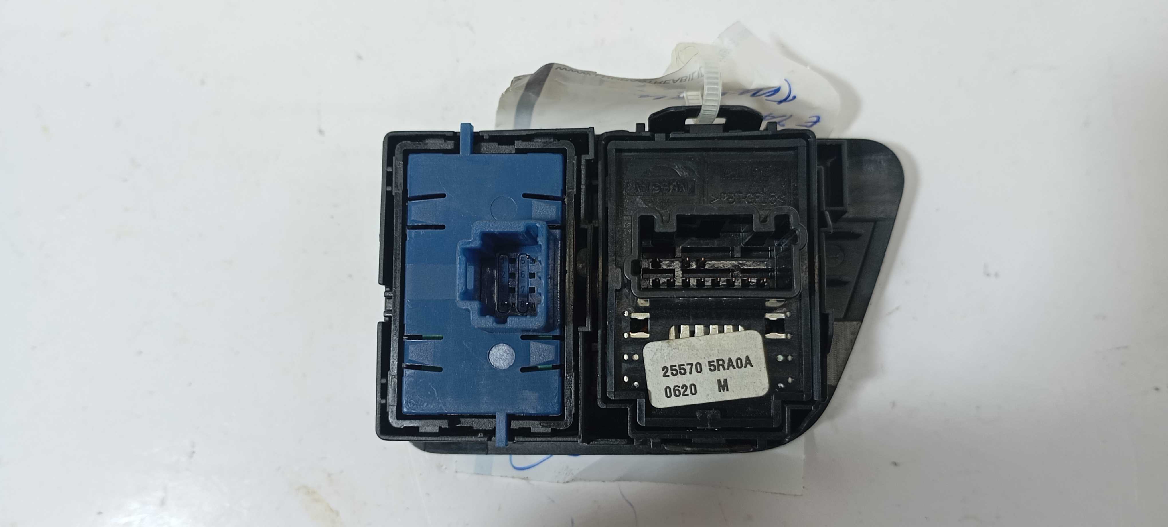 Botão Retrovisor E Porta Mala Renault Kwid 2021 255705ra0a 4