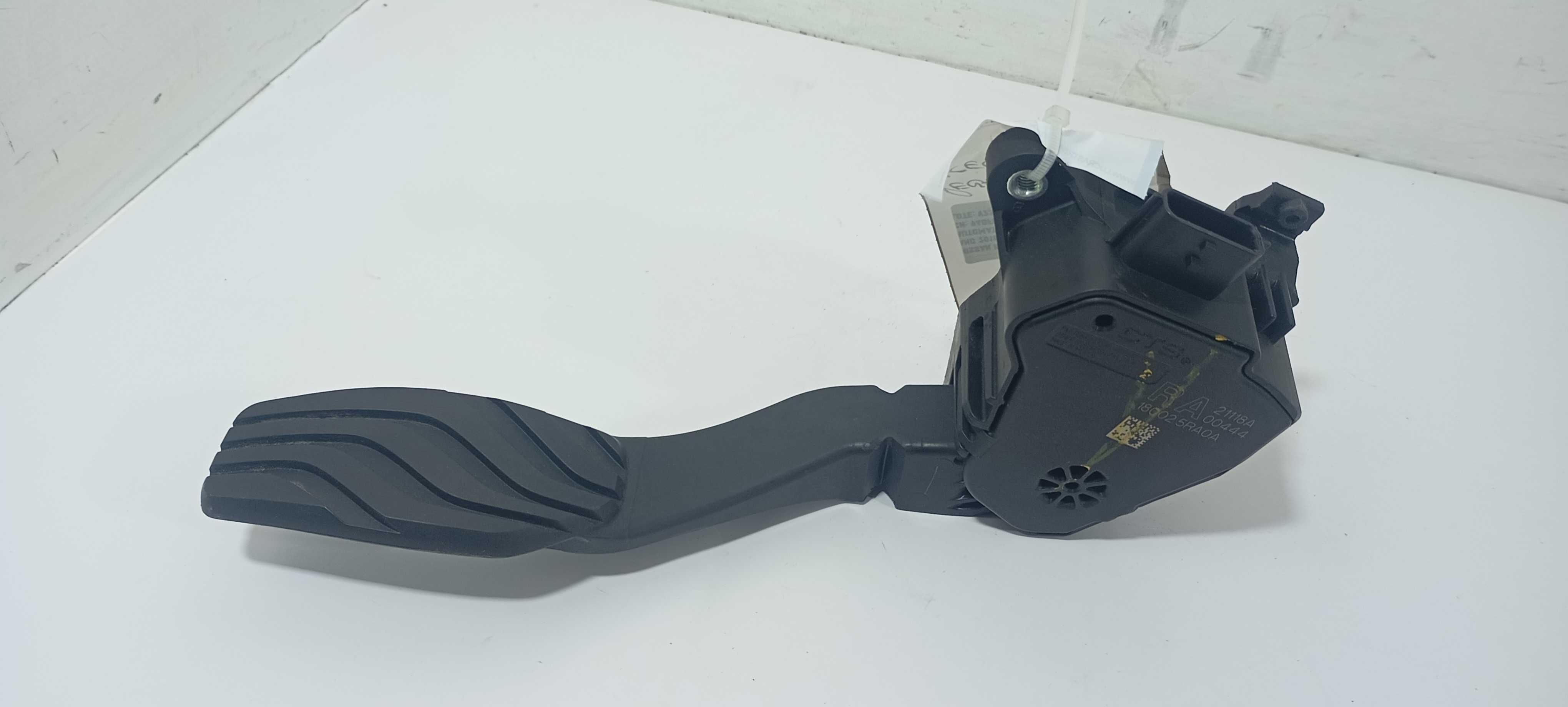 Pedal Acelerador Nissan Kicks Cvt 1.6 2019 180025ra0a 1