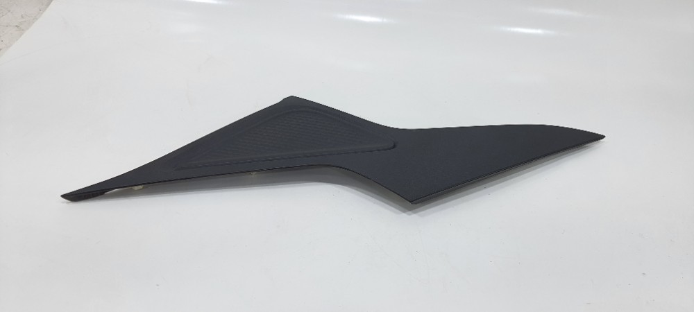 Moldura Coluna Traseira Direita Hyundai Hb20 2021 878840r150 Preto
