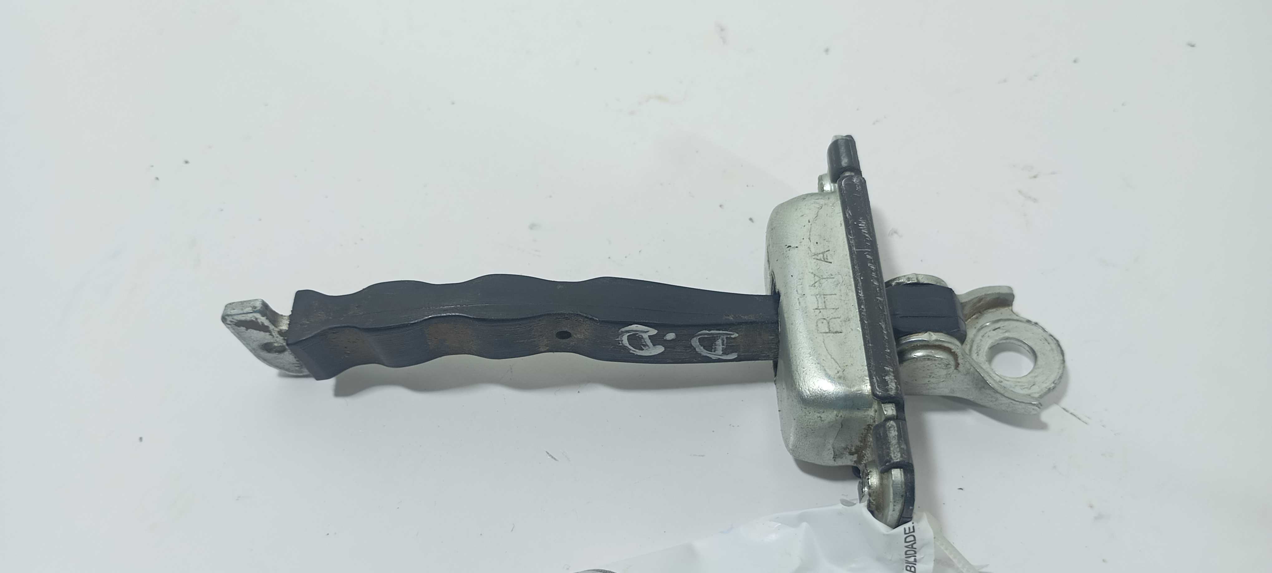 Limitador Porta Dianteiro Direito Hb20 2023 77980r1000 2