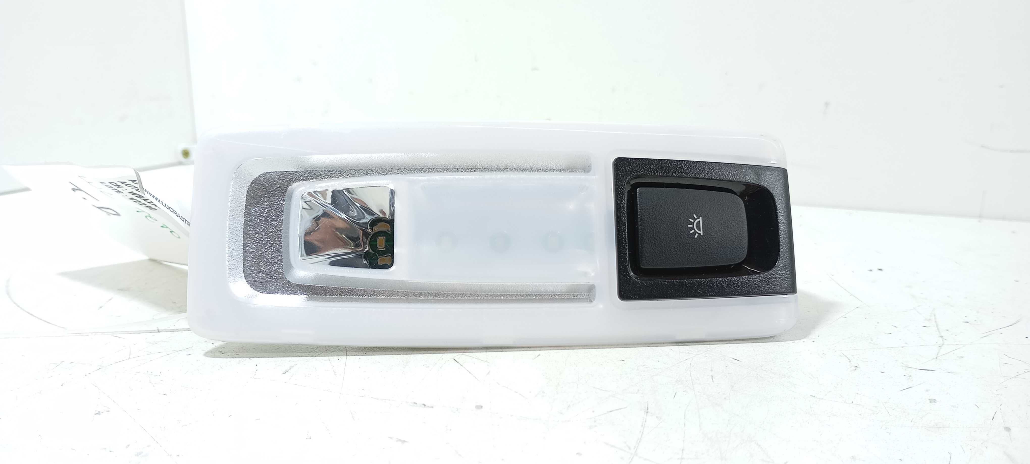 Luz Teto Traseiro Direito Bmw 225i 2.0 2015 V2290 2