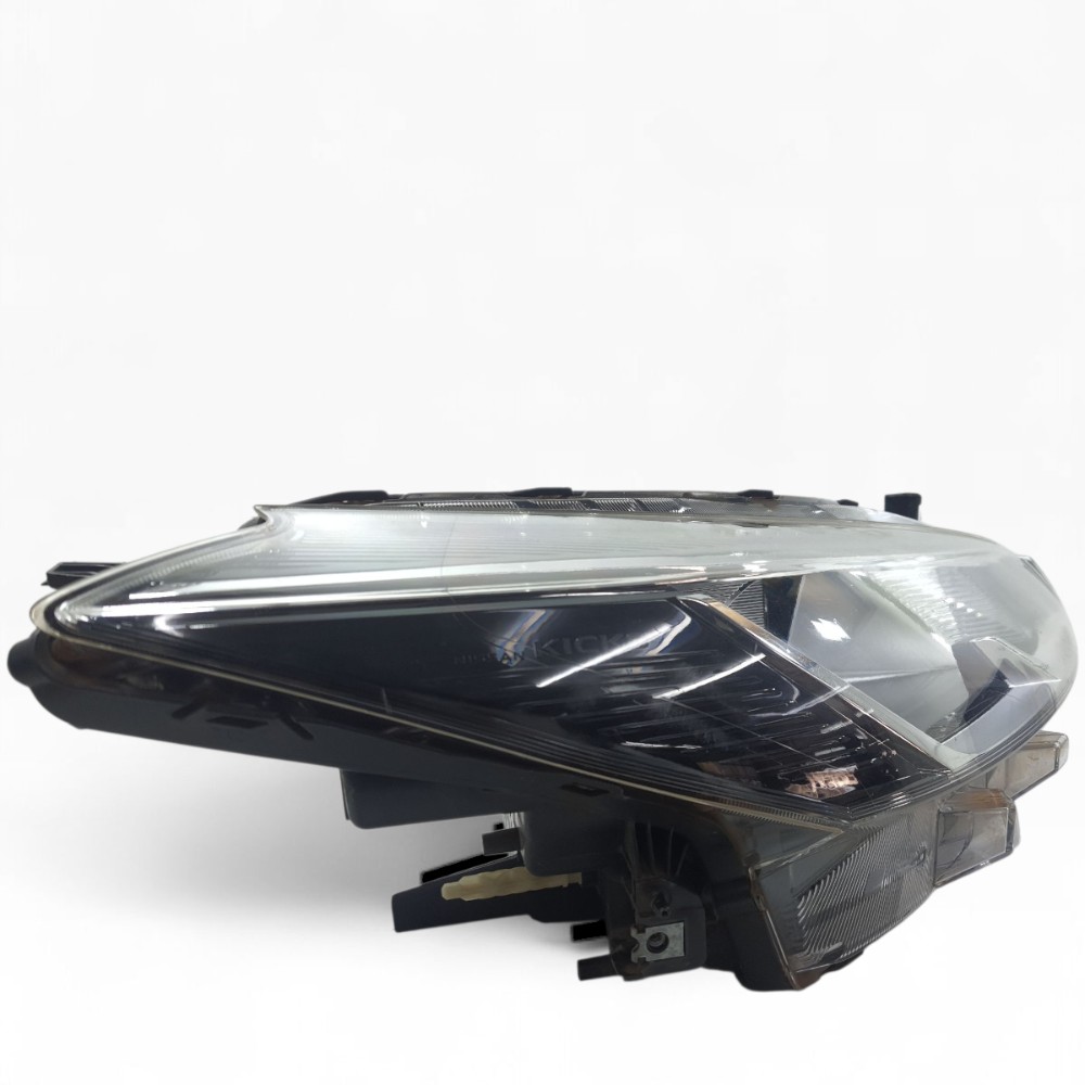 Farol Direito Nissan Kicks Advance 2022e133603081 Direito/passageiro 5