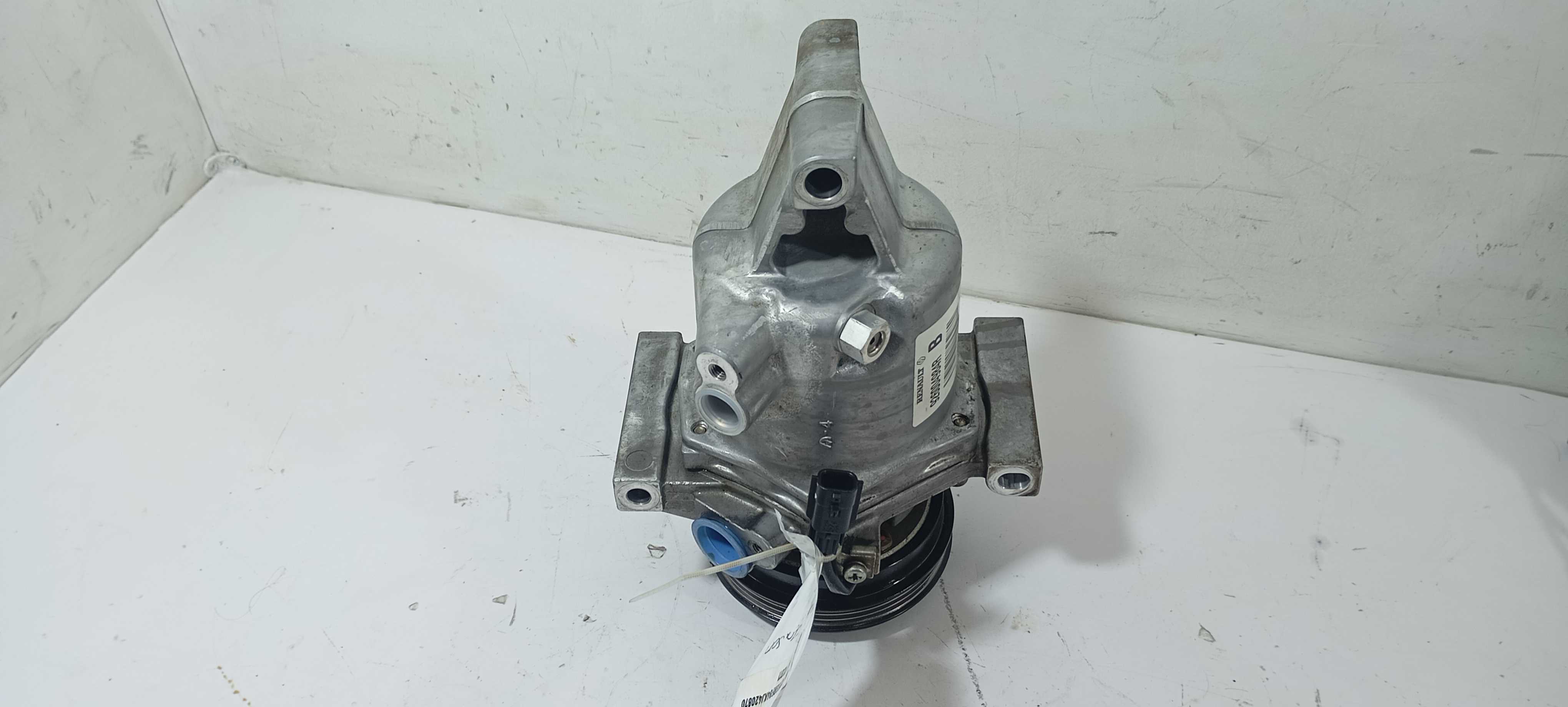 Compressor Ar Condicionado Sandero 1.0 2019 926004984r 3
