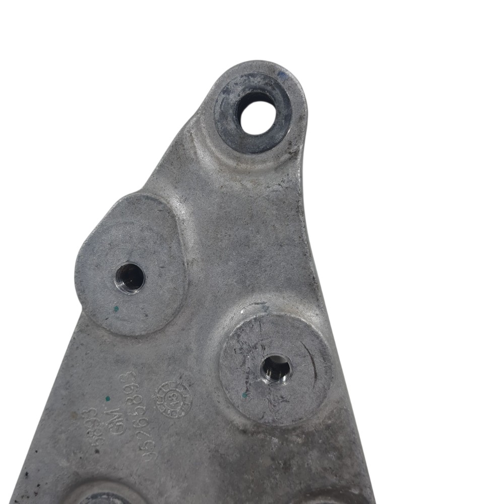 Suporte Superior Coxim Motor Gm Tracker Lt 2018 95265893 10