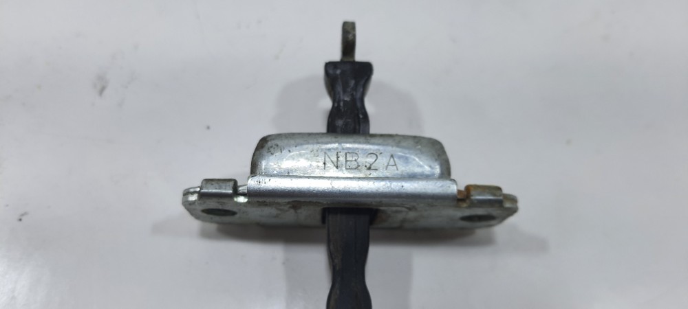 Limitador Porta Dianteira Esquerda Hb20s 2019 Nb2a 5