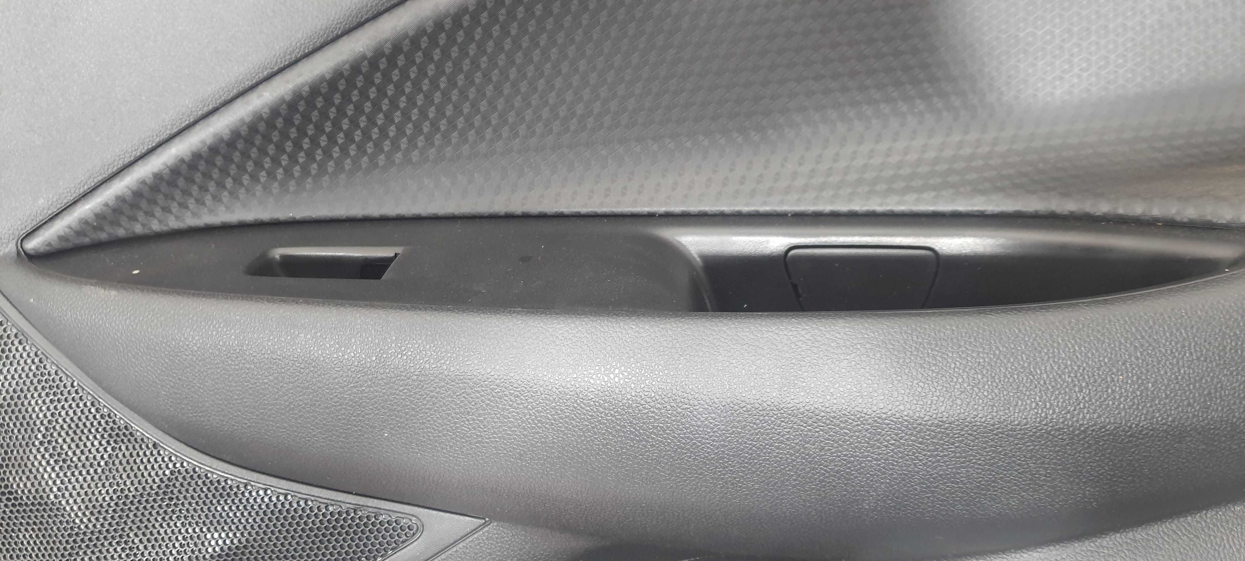 Forro Porta D. Direito Gm Onix Sedan Lt 1.0 2024 V2303 6