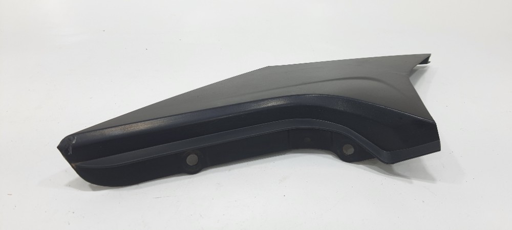 Moldura Coluna Traseira Esquerda Kicks 2019 781275rb0a