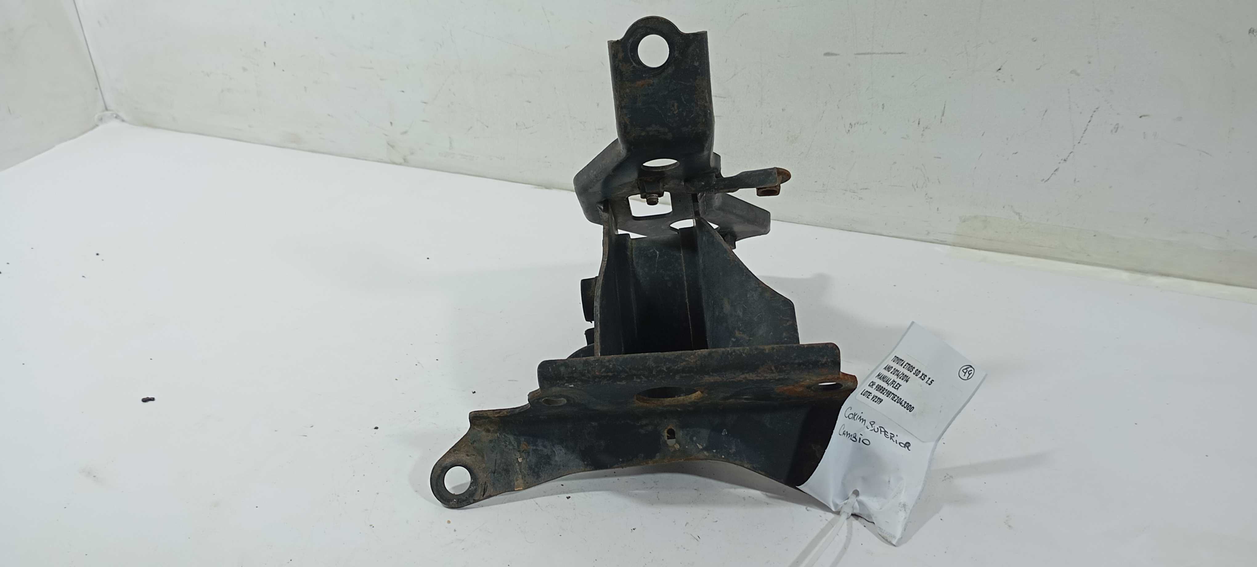 Coxim Superior Cambio Toyota Etios 1.5 2014 123720y040 5