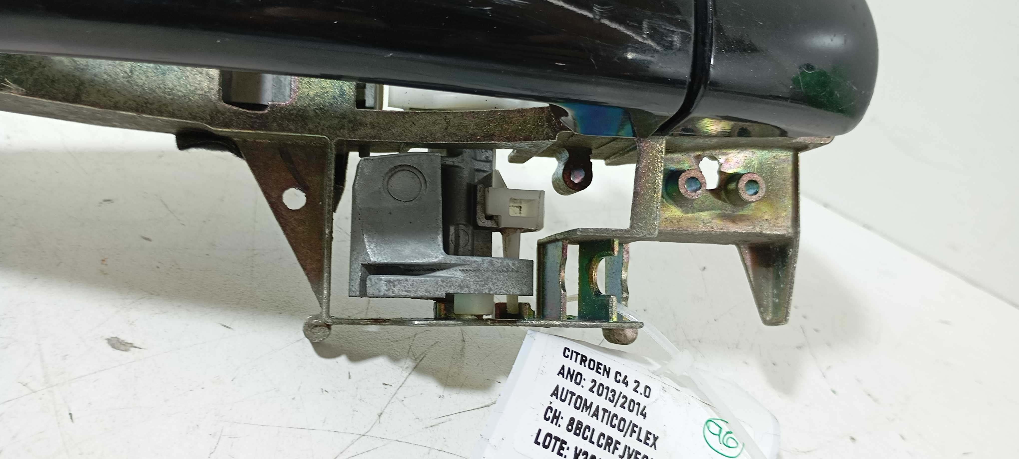 Maçaneta Externa Traseira D. Citroen C4 2.0 2014 Flex V2291 Preto Traseira 6