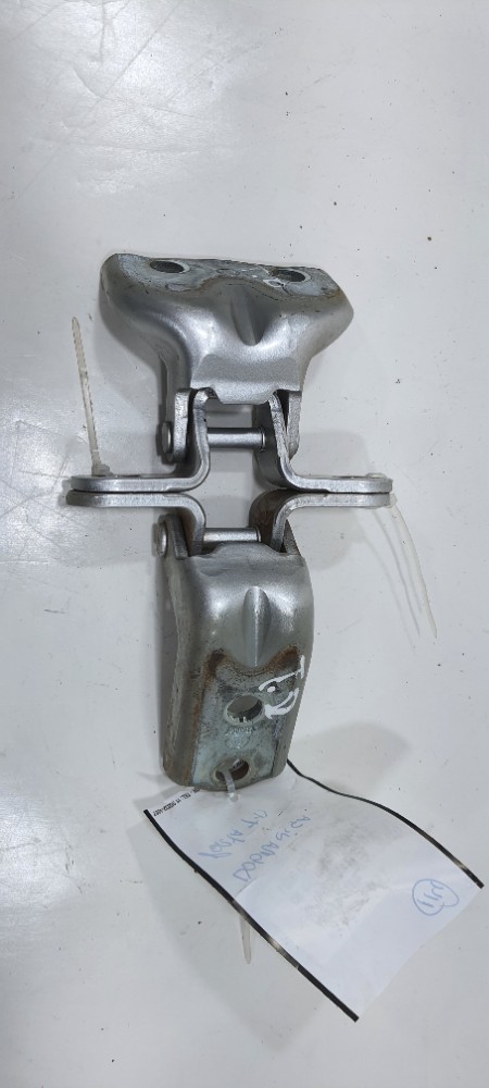 Dobradiça Porta Traseira Direita Kia Sorento 2012 A046057 5