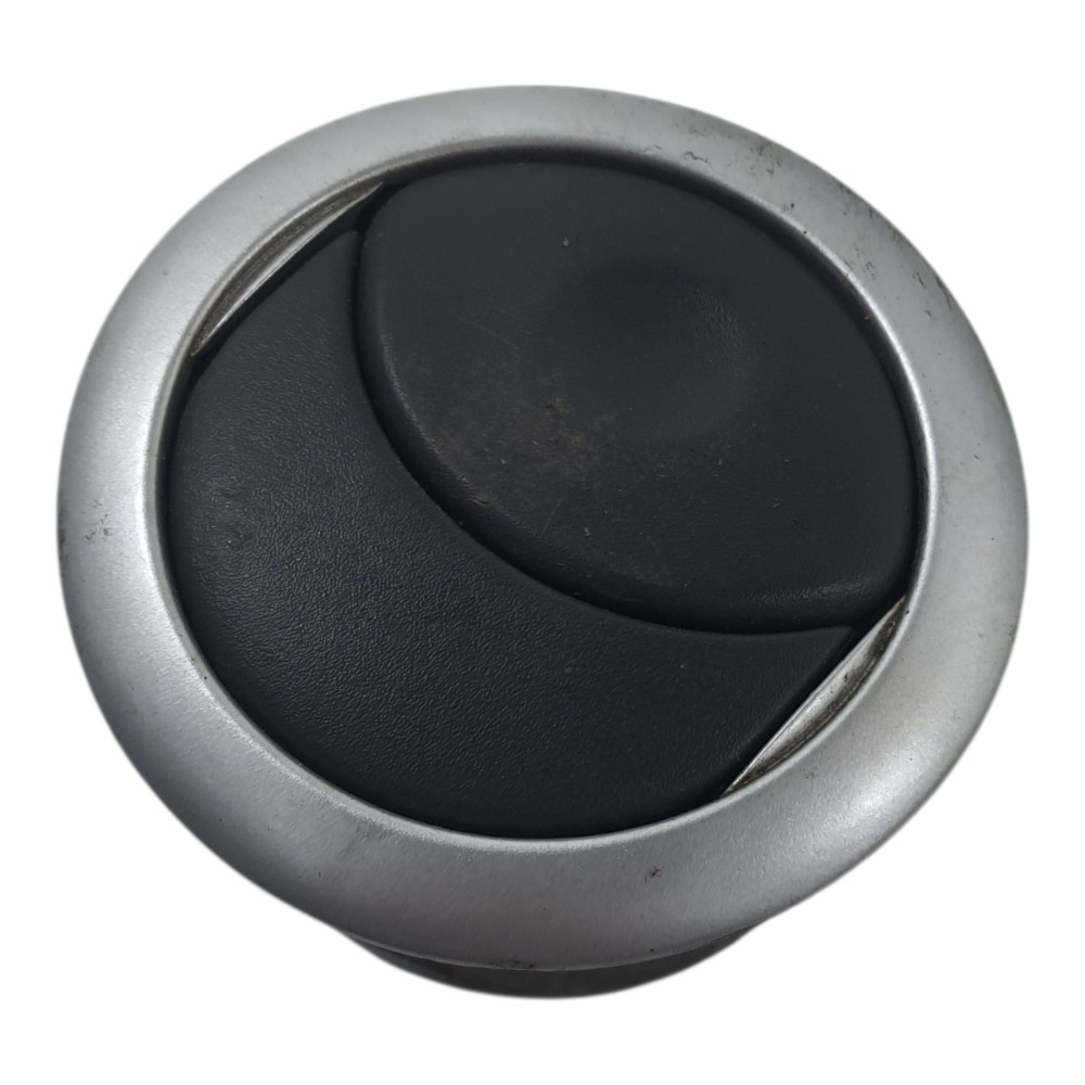 Difusor ar ambos lados renault sandero 2012 8200532316