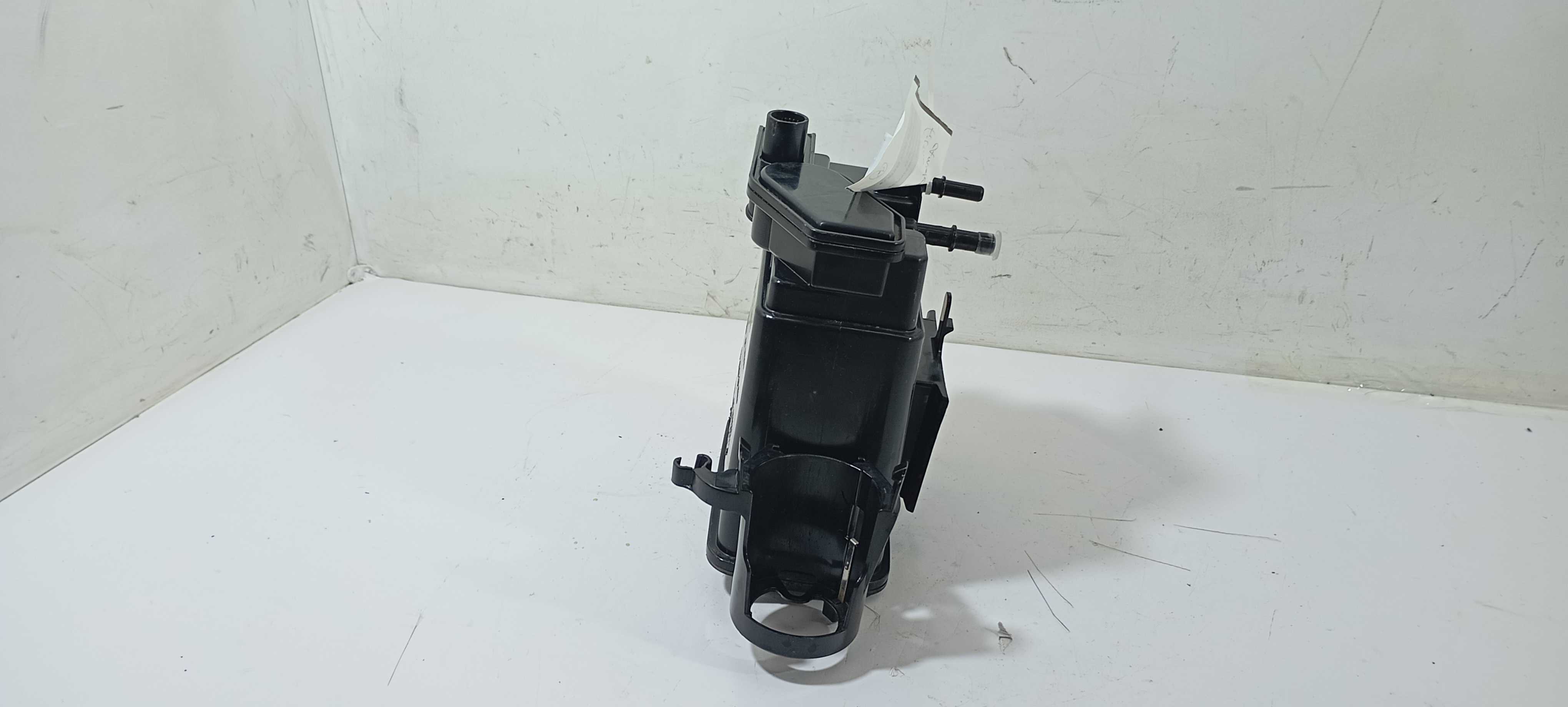 Filtro Canister Chevrolet Cruze Sedan 1.8 2014 13348456 Preto 3