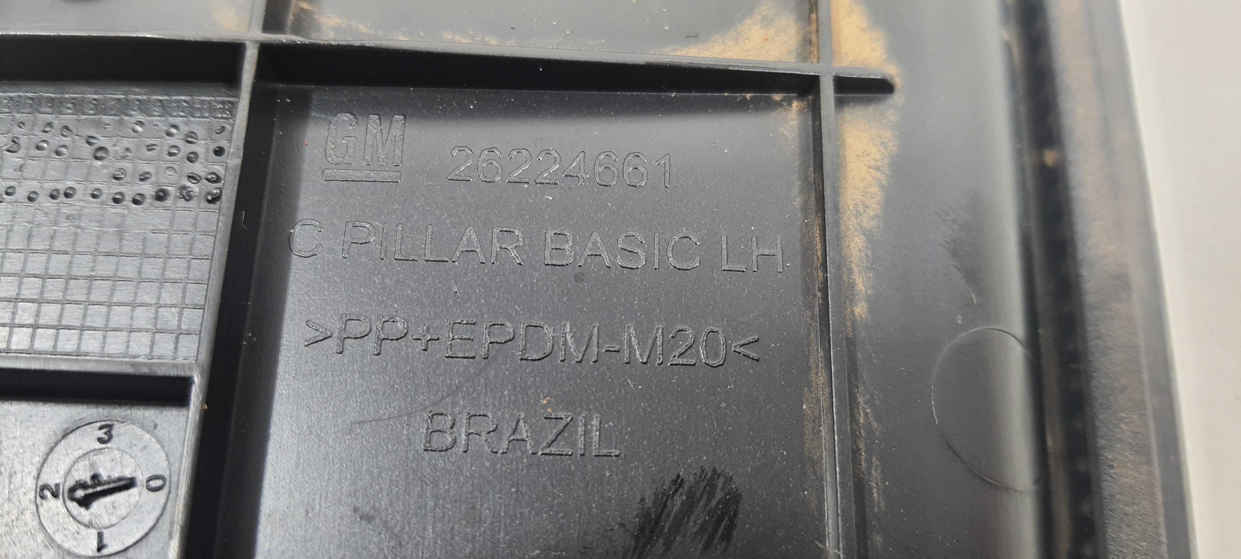 Acabamento Lateral T. Esquerdo Gm Onix Sedan 1.0 2024 V2303 5