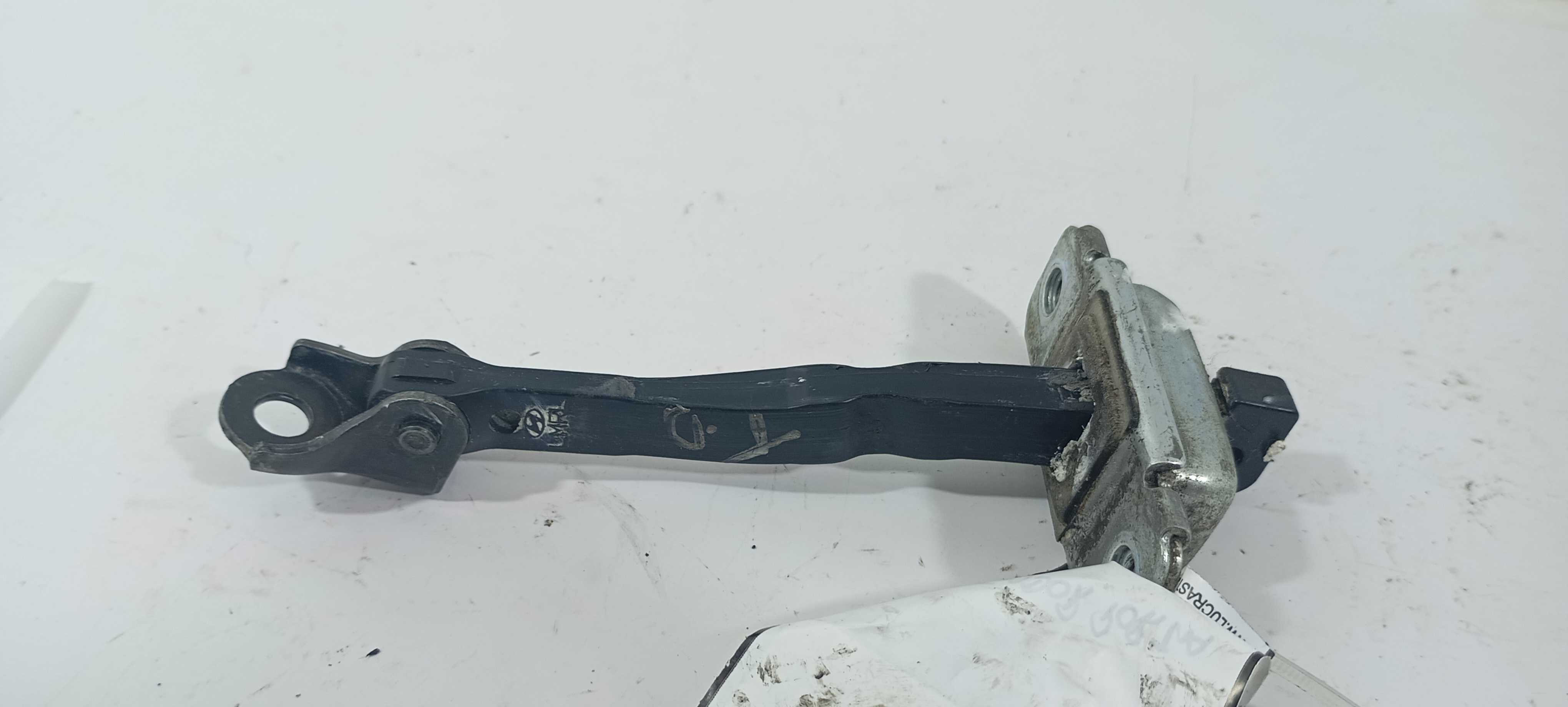 Limitador Porta Tras Direito Hyundai Ix35 2.0 2012 793902s00 4
