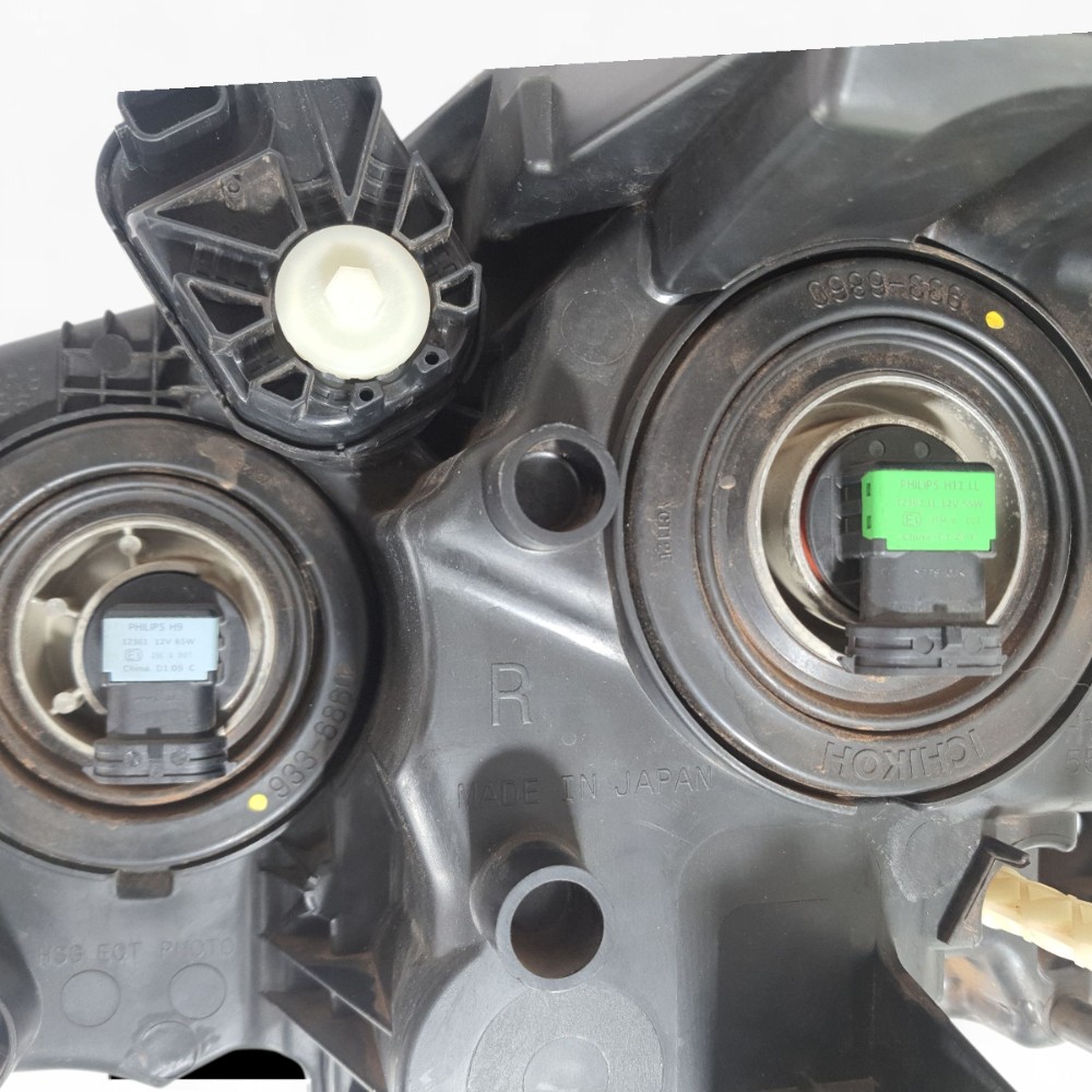 Farol Direito Nissan Kicks Advance 2022e133603081 Direito/passageiro 8