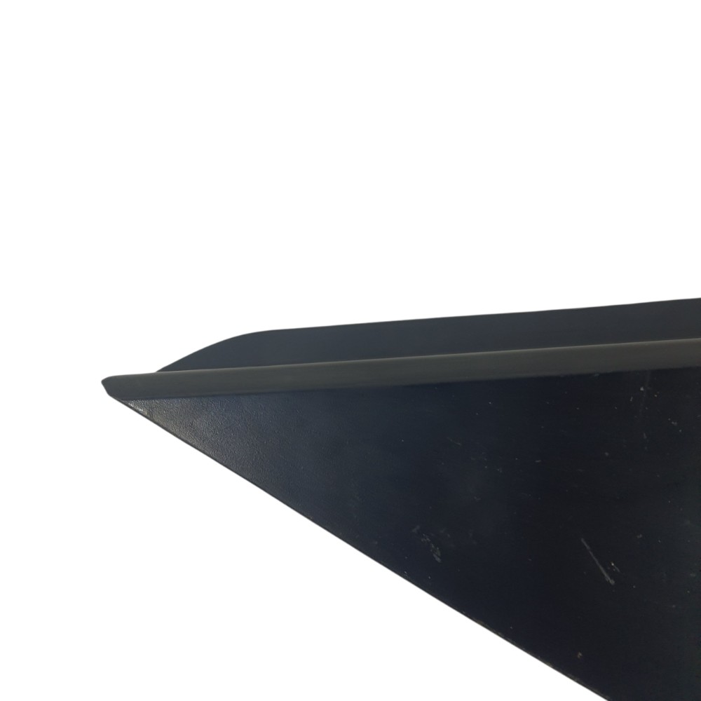 Moldura Coluna Traseira Direita Nissan Kicks 2022 781265rb0a Preto 3