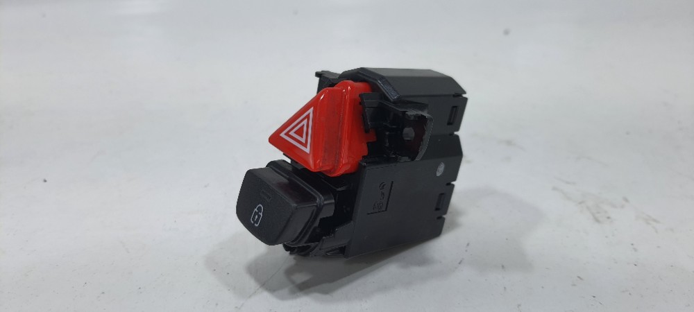 Botão Pisca Alerta Hb20 Sense 1.0 2023 93790r1000 – Preto/vermelho 2