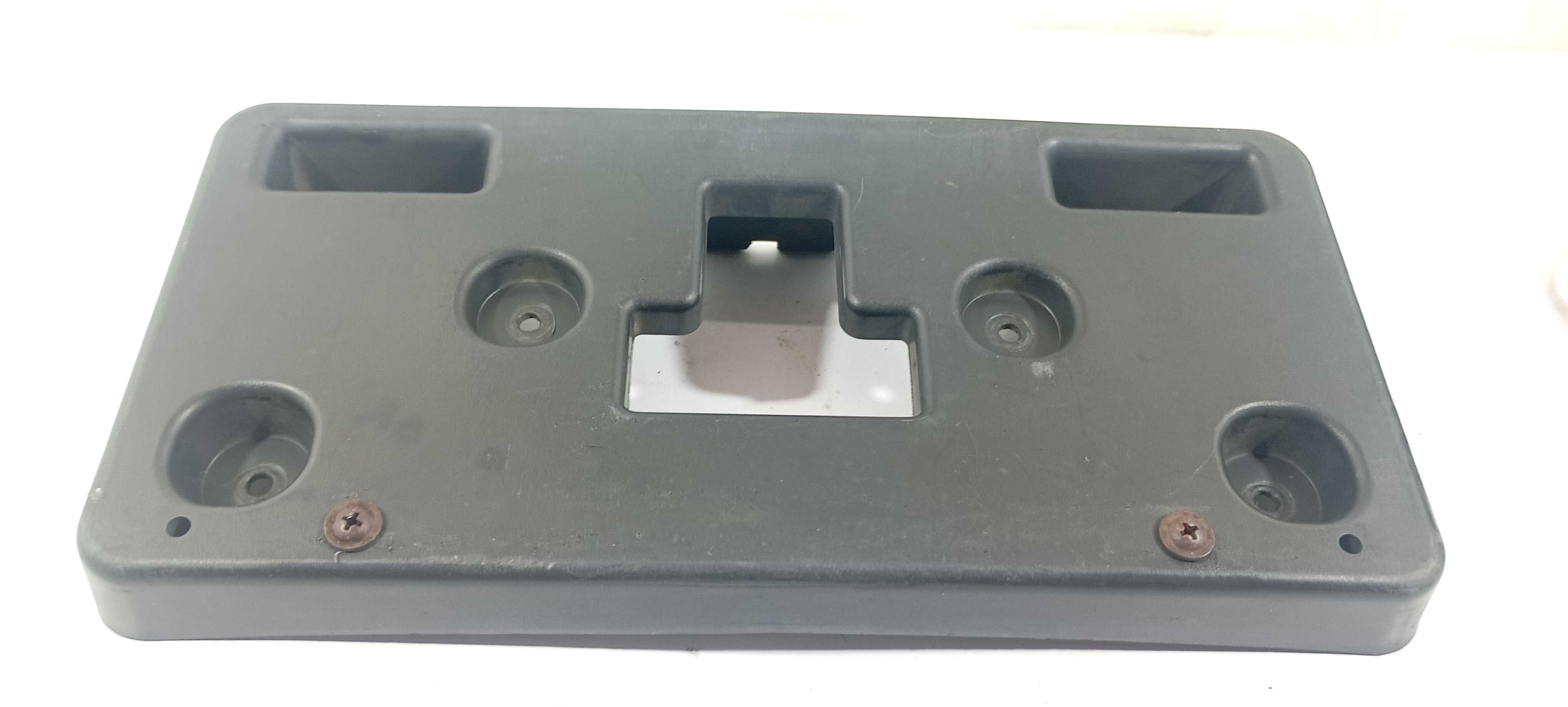 Suporte De Placa Dianteiro Gm Tracker 1.8 2014 25107691 Preto