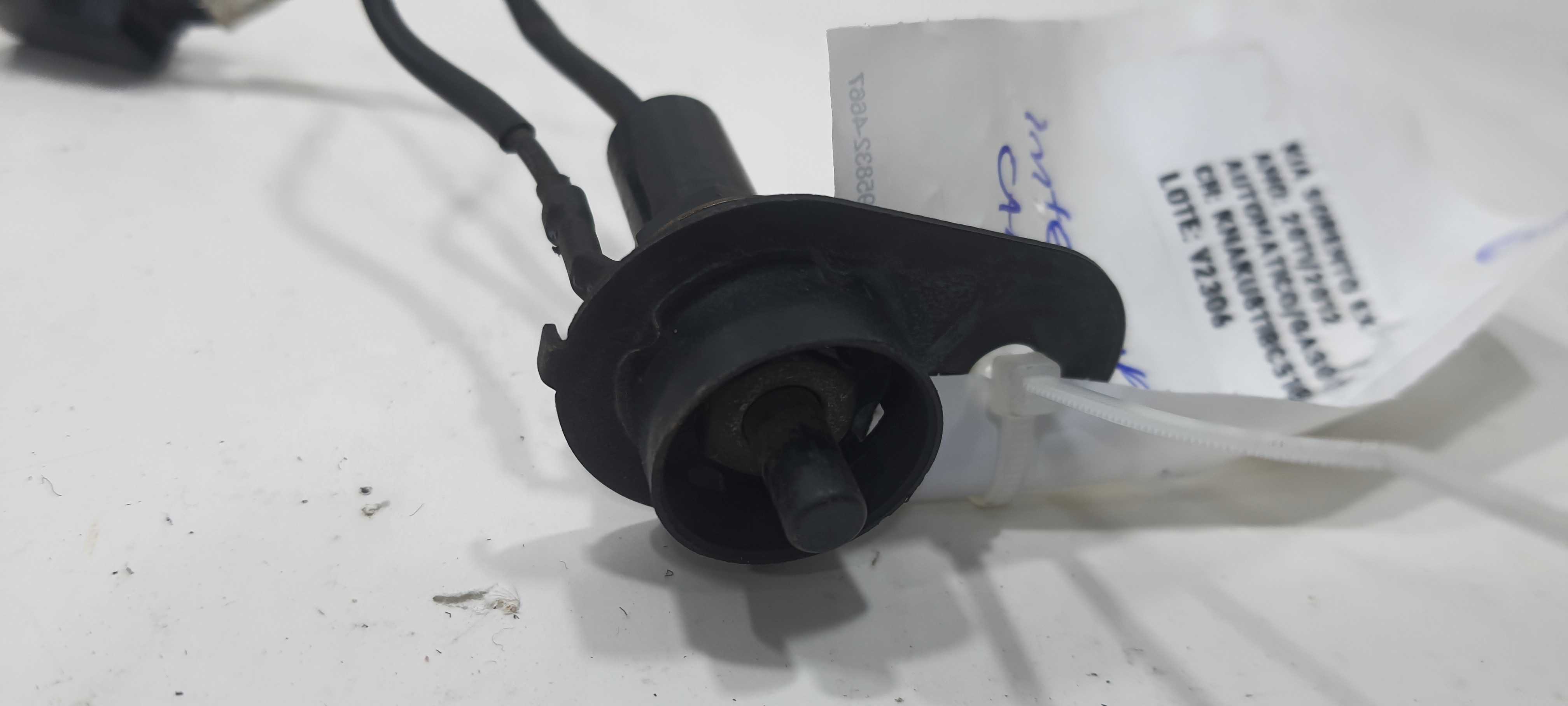 Interruptor Capô Kia Sorento 2.4 2012 2p100 Preto 2