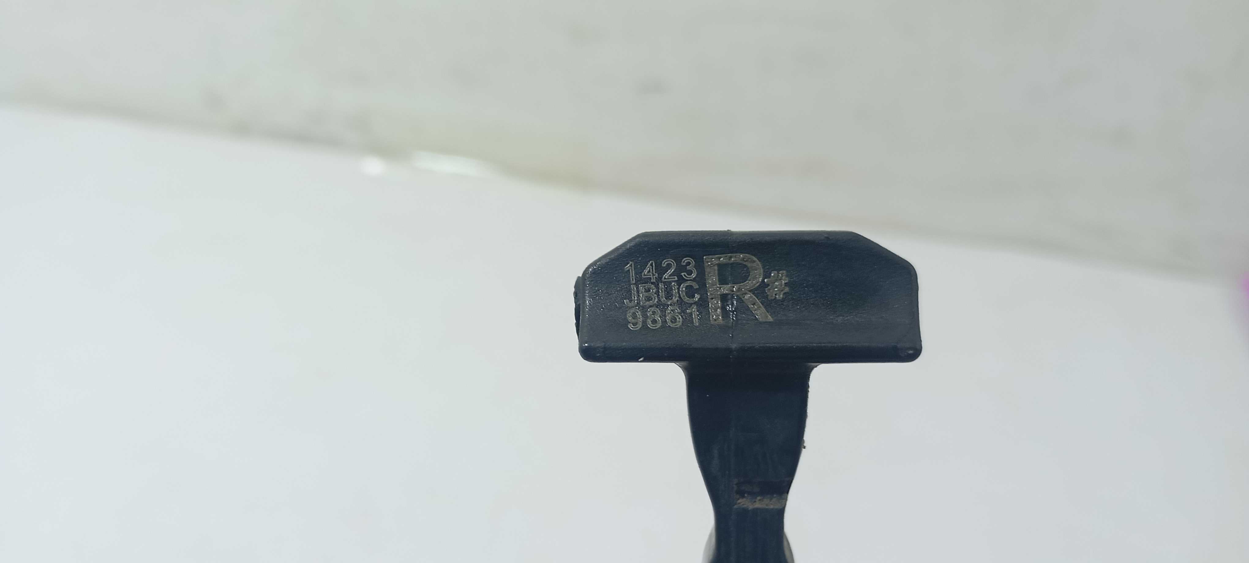 Limitador Porta Traseira Esquerda Tracker 2024 1423jbuc9861 5