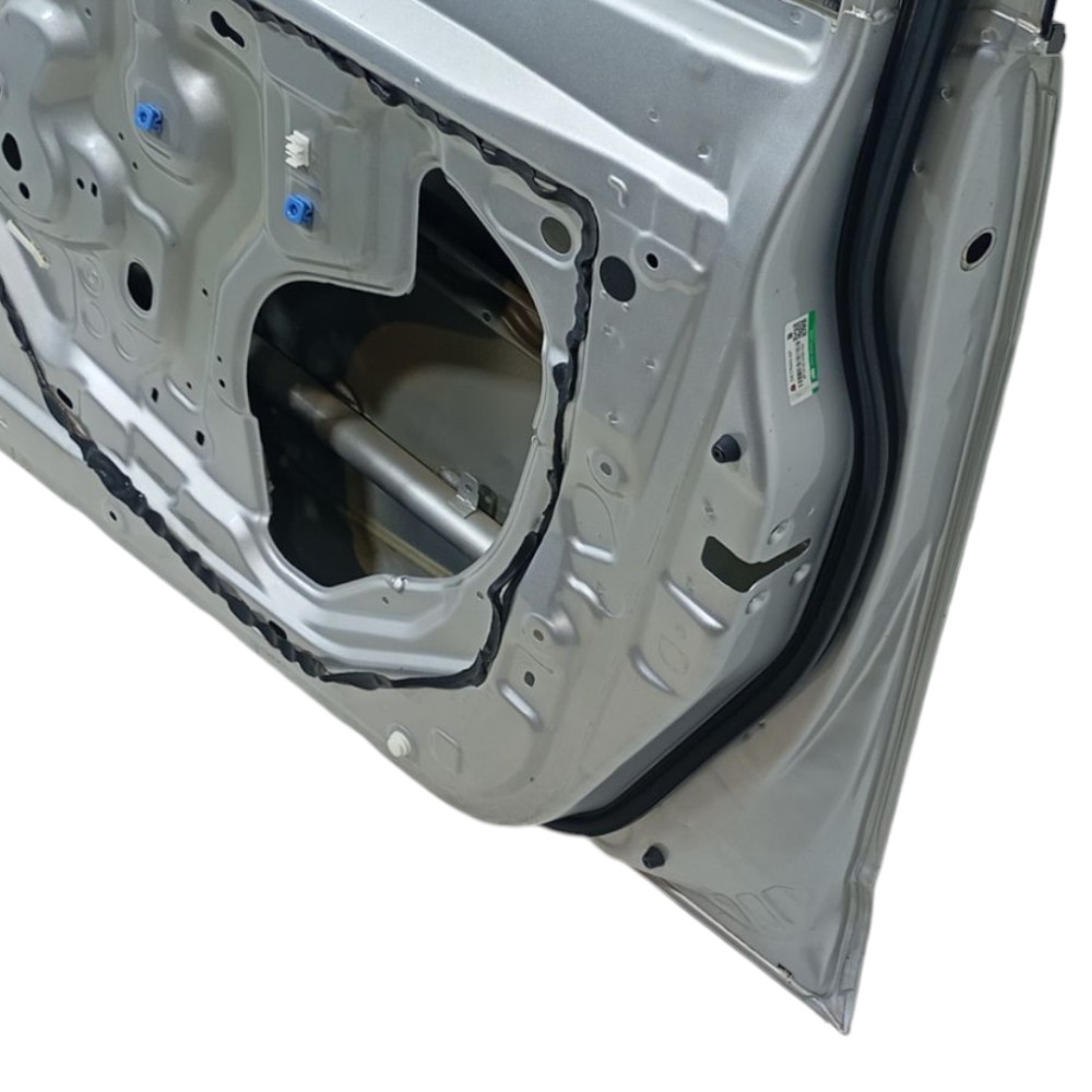 Porta Dianteira D. C/detalhe Tiida Sedan 1.8 2012 77004r1200 Dianteira Direita Prata 9