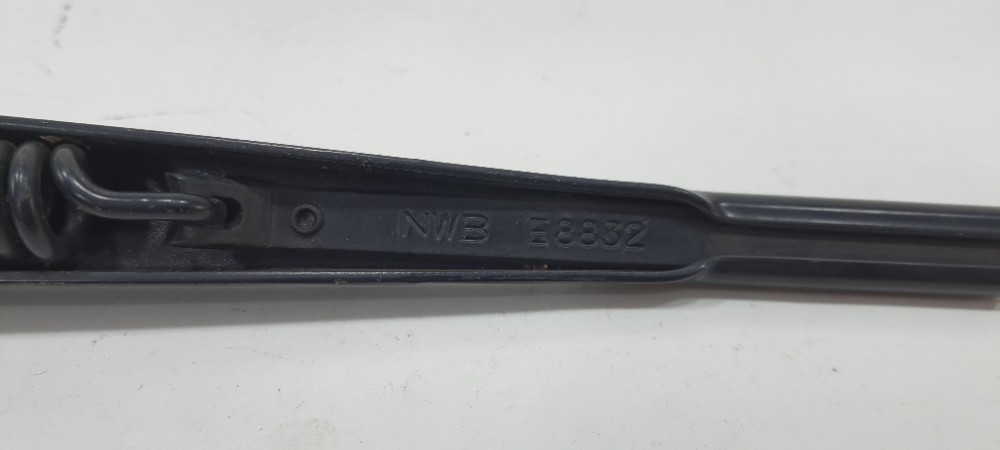 Braço Limpador Lado Esquerdo Nissan Kicks 2019 E8832 Esquerdo 4