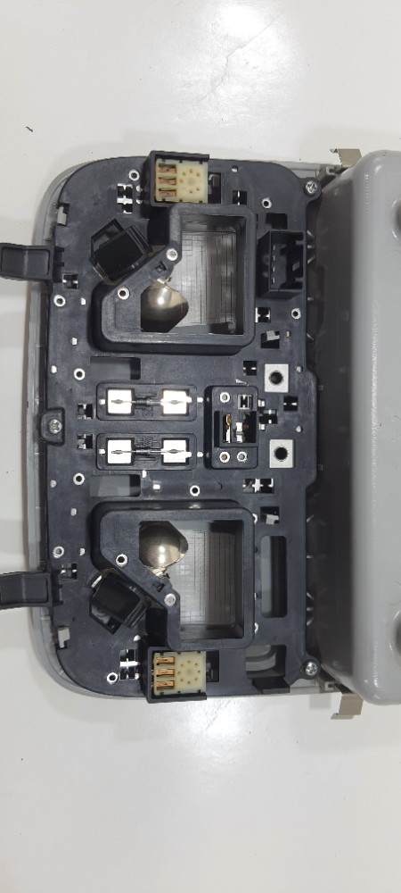 Luz Teto Dianteiro Hyundai Ix35 2.0 Ano 2012 928002sxxx 6
