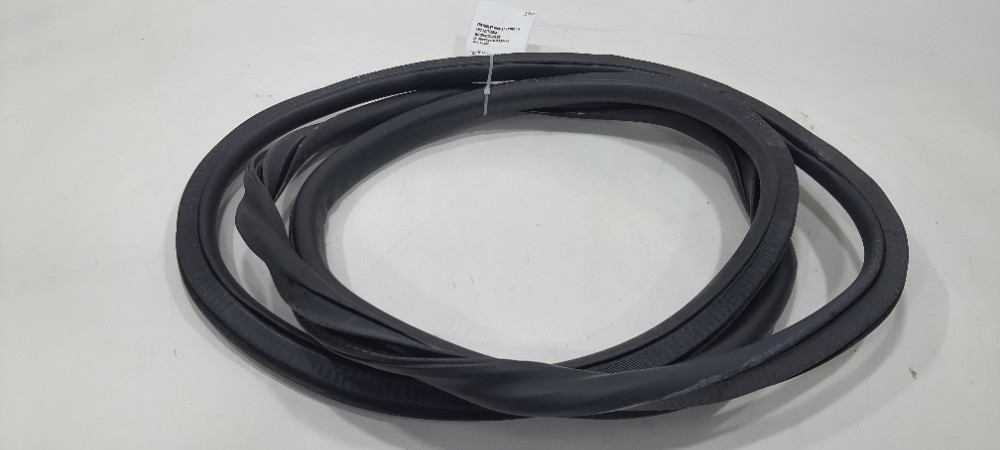 Borracha Porta Diant Direita Gm Onix Activ 1.4 2018 94762483 2