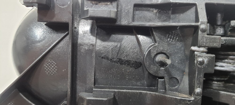 Maçaneta Interna Dianteira Esquerda Nissan March Ano 2019 Preto Dianteira 6