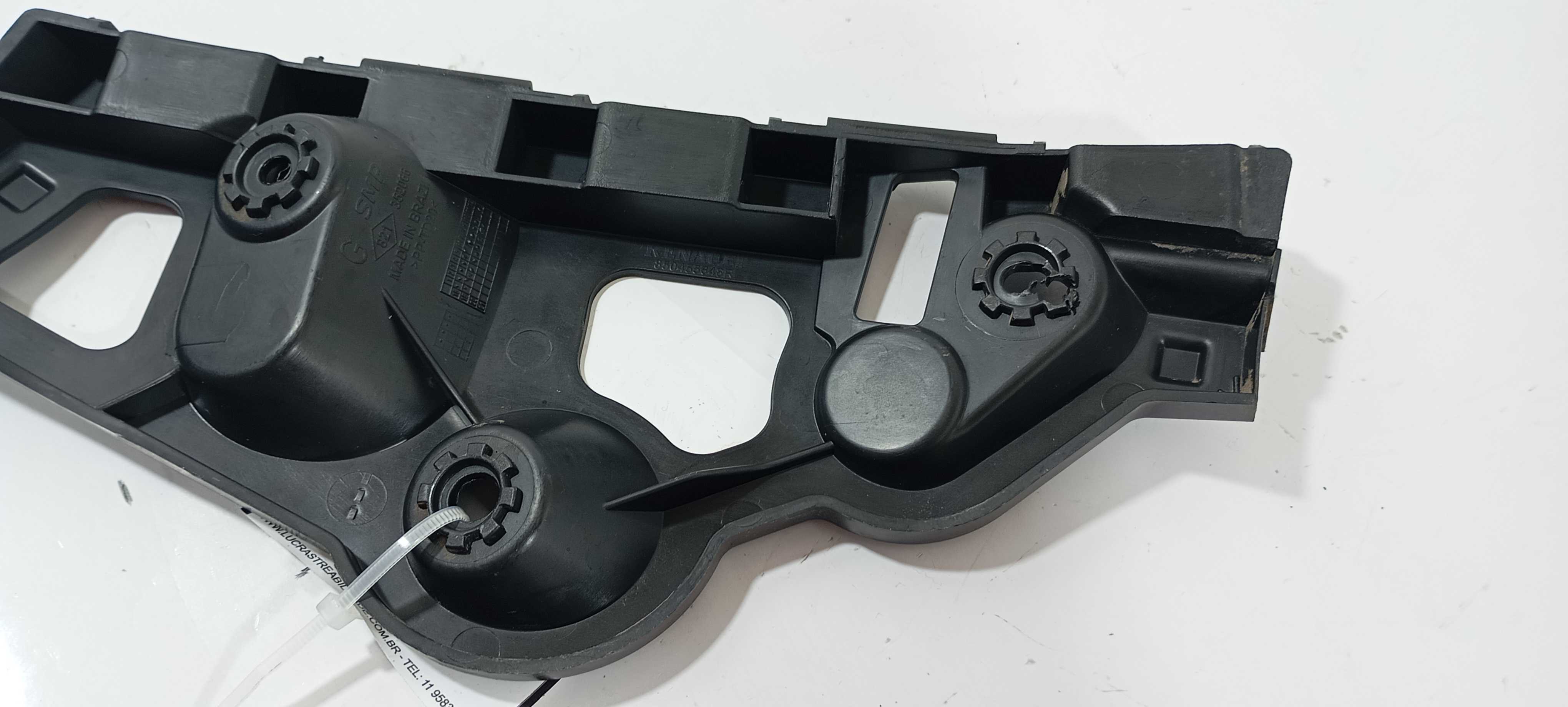 Guia Parachoque Tras Esq Renault Sandero 1.0 2020 821352066 1