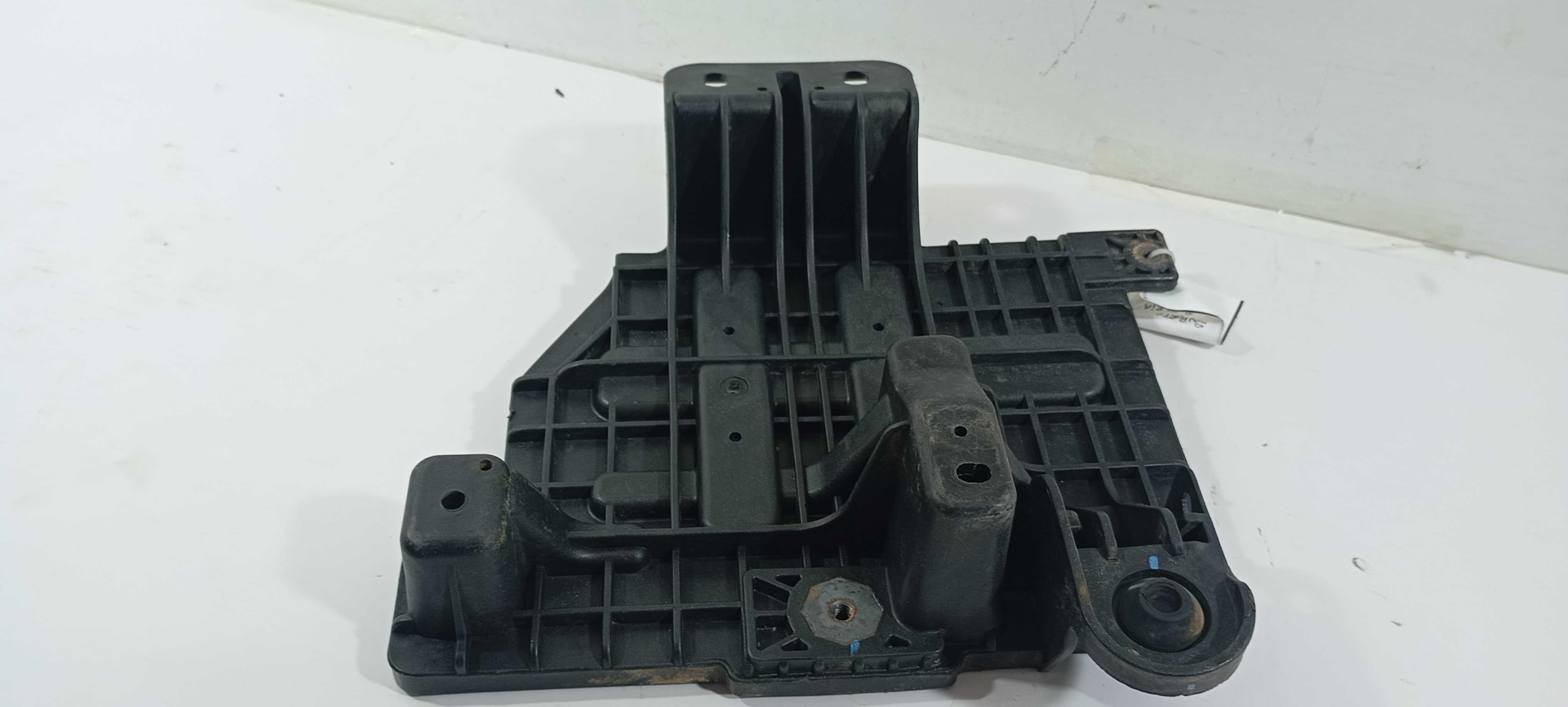 Suporte Bateria Hyundai Ix35 2.0 2012 371502s000 Preto 4