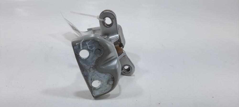 Dobradiça Porta Traseira Esquerda Kia Sorento 2012 A046057 4