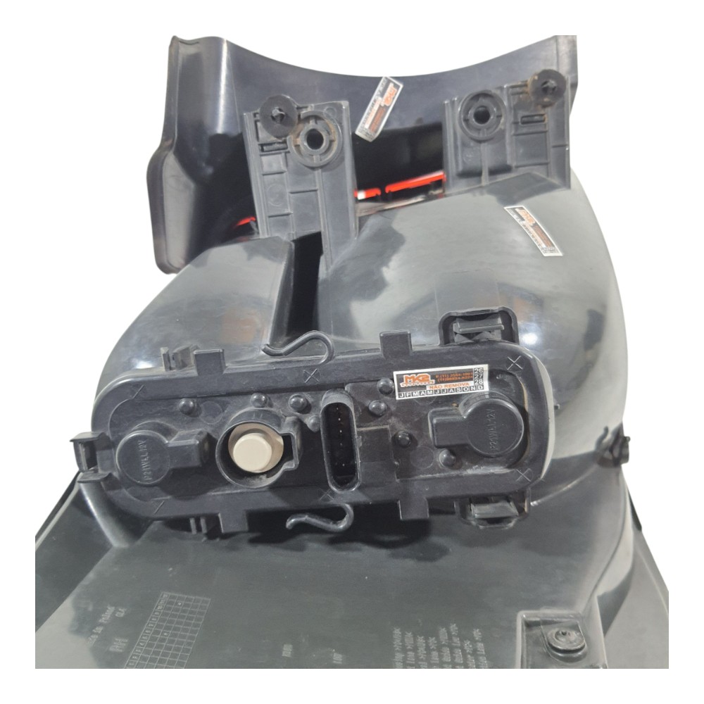 Lanterna Traseira Direita Bmw 225i 2015 731103012 SEM LED 7