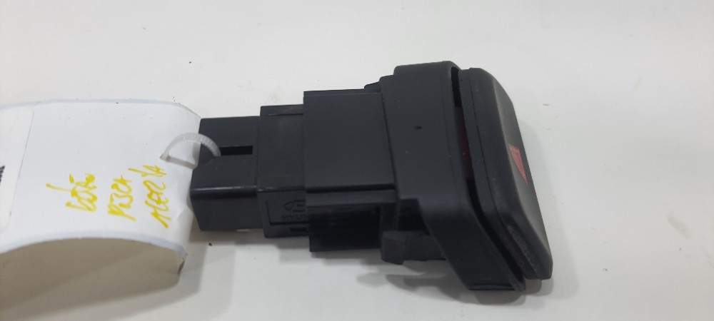 Botão Pisca Alerta Kia Picanto Ex4 1.0 2012 V2302 Preto 3