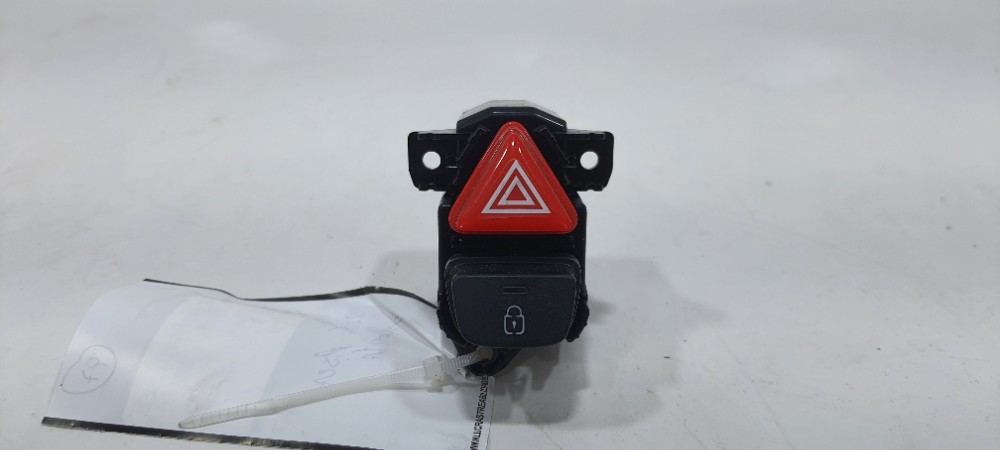 Botão Pisca Alerta Hyundai Hb20 1.0 Ano 2021 W99204659 Preto 2
