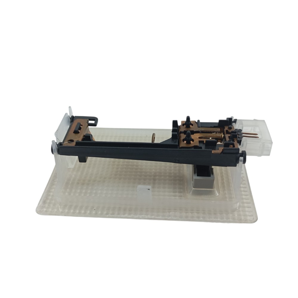Luz Teto Traseira Gm Tracker Lt 1.4 2018 95063926 5