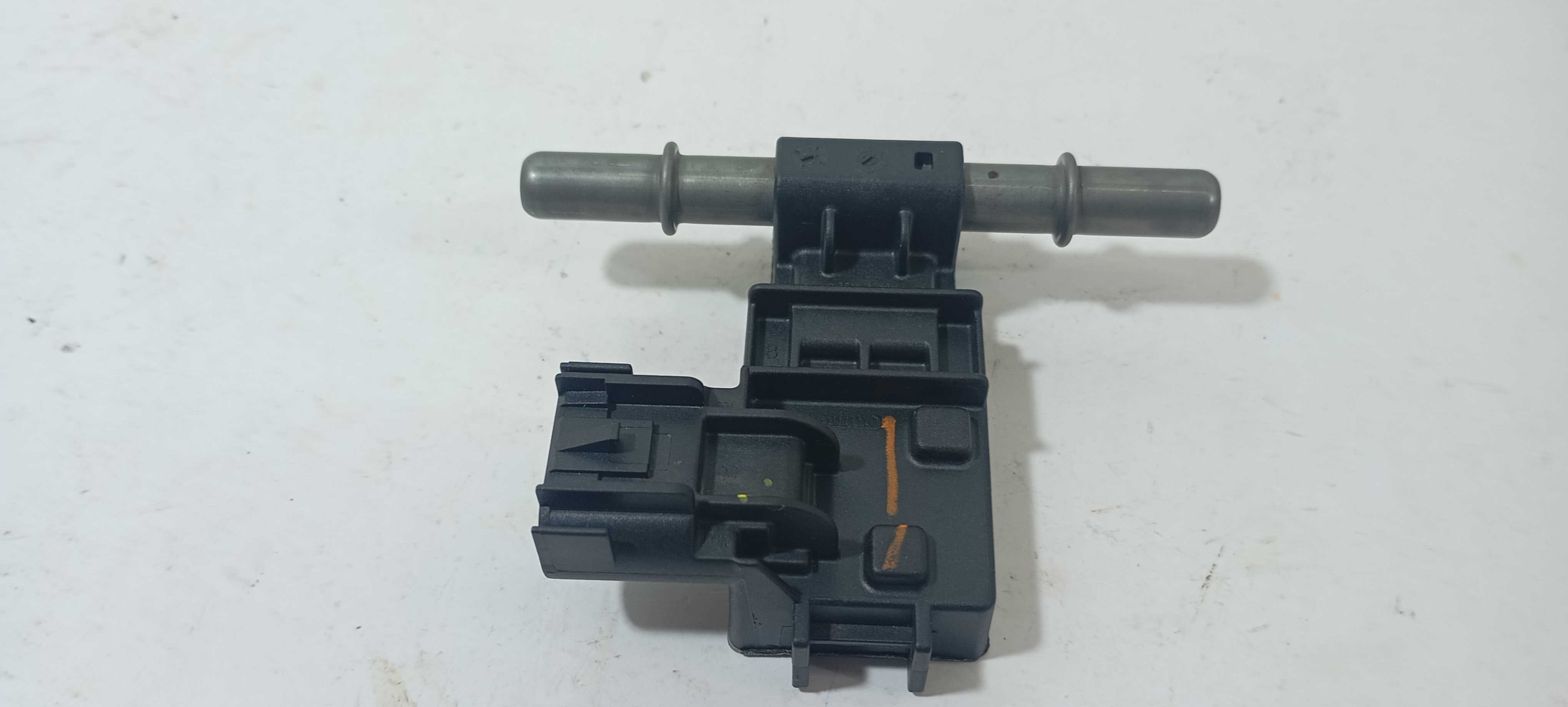 Sensor Combustível Gm Tracker Lt 2024 2234721079 3